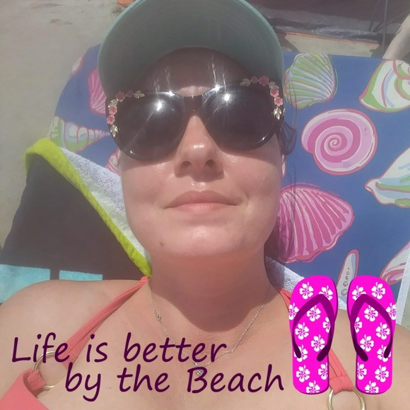 Meet your Posher, Mandy - Picture 1 of 1